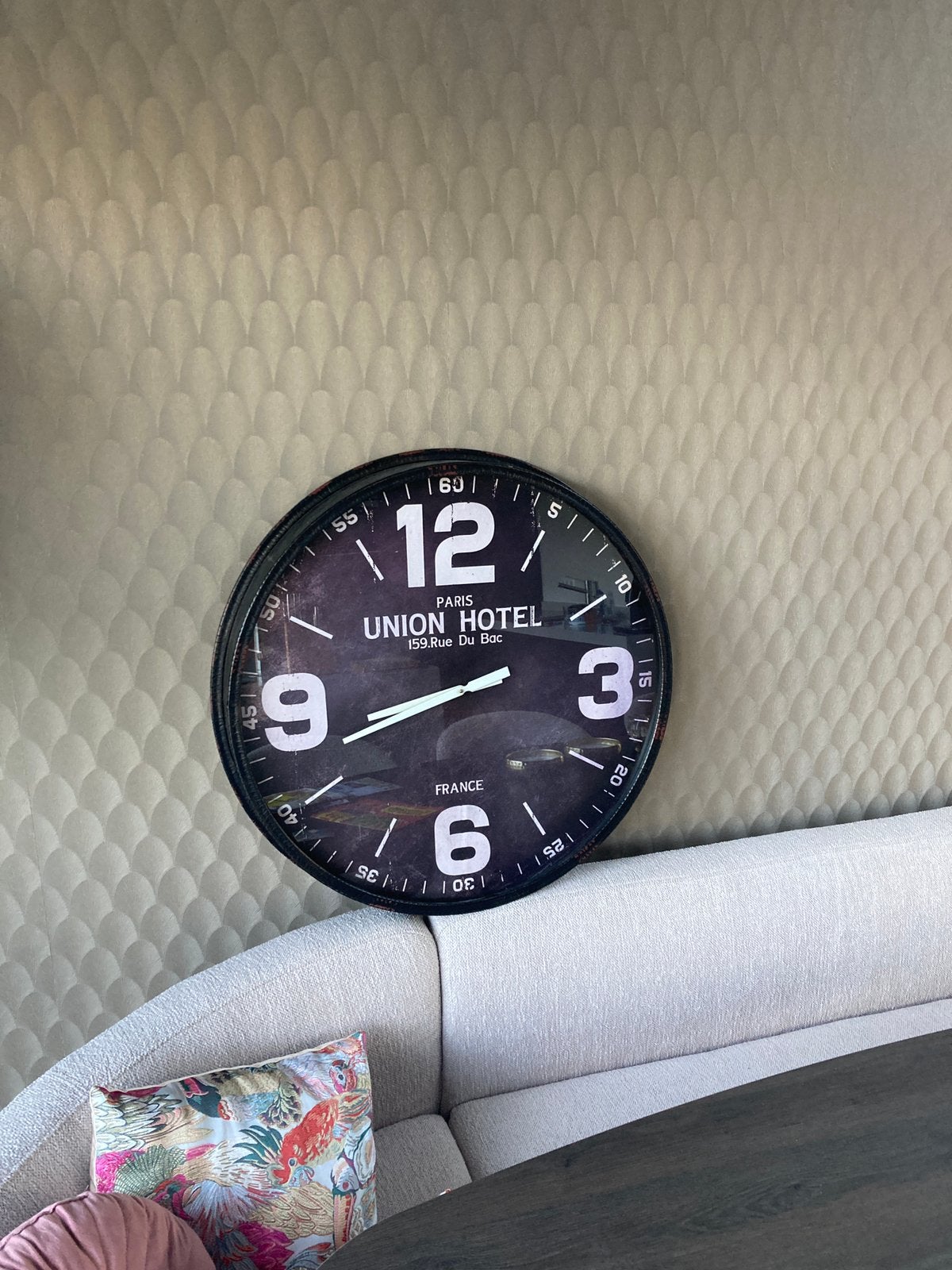 Mooie wandklok, Ophalen, Zo goed als nieuw, Analoog, Wandklok