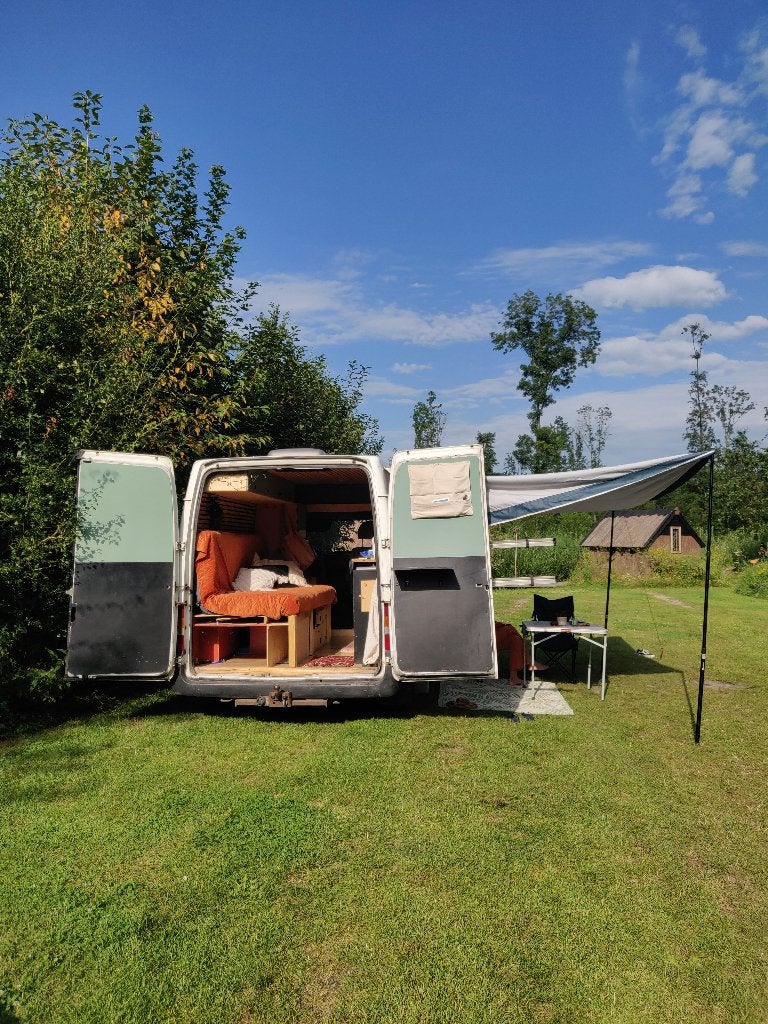 Foto 2 van Ford Transit Camper 260S | Off-grid | 173.000 km