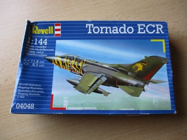 Revell modelbouwdoosje  Tornado ECR  04048  1:144, Ophalen of Verzenden, Zo goed als nieuw