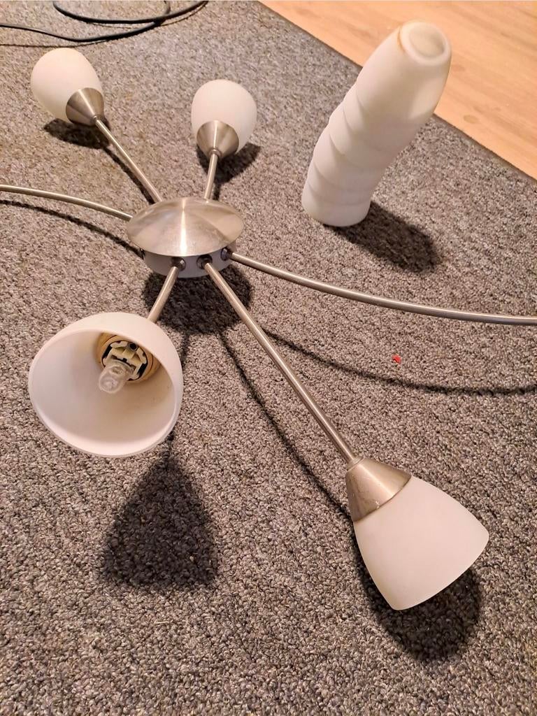 Mooie plafondlamp rvs/melkglas, Ophalen, Zo goed als nieuw