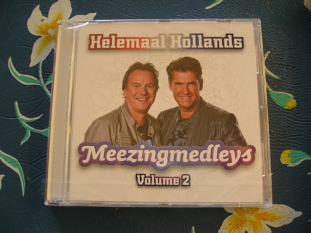 CD Pop - Helemaal Hollands meezingmedley's vol. 2, Pop, Ophalen of Verzenden, Nieuw in verpakking, Inclusief doosje