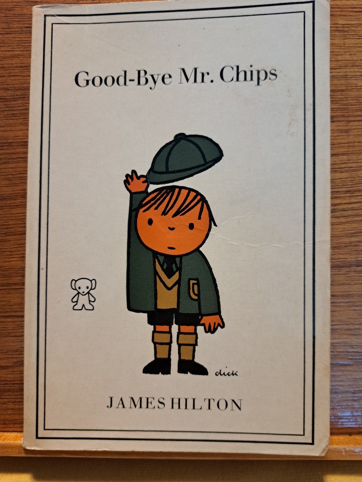 Good-Bye Mr. Chips - James Hilton (Dick Bruna omslag), Ophalen of Verzenden, Gelezen, James Hilton