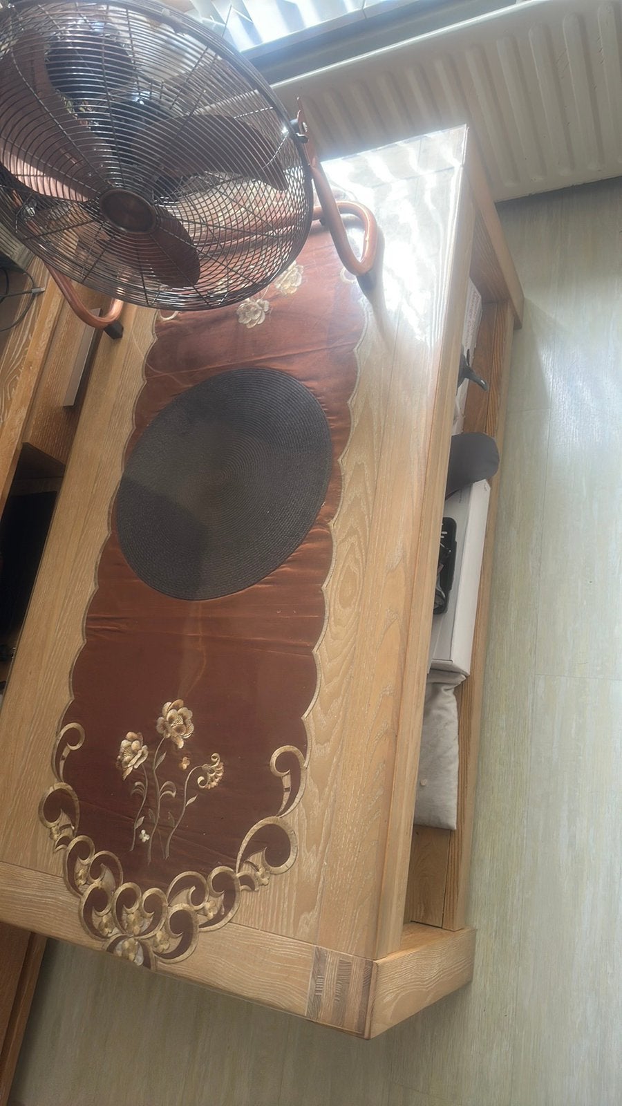 Salontafel Massief Hout – Zeer Zwaar en Stevig – €120, Ophalen, Zo goed als nieuw, Rechthoekig, Hout