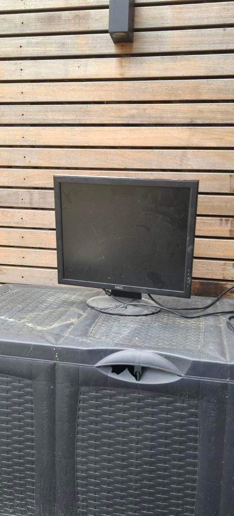 HKC LCD Monitor Model 988F, Ophalen of Verzenden, VGA, HKC, 60 Hz of minder