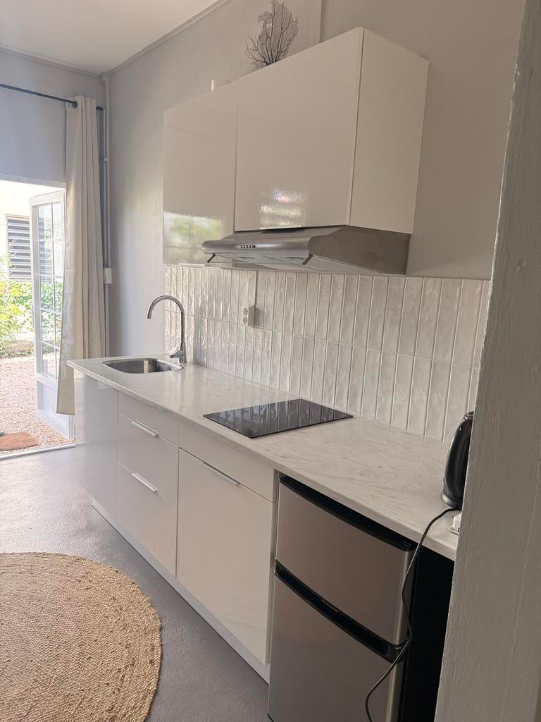 Mooi appartement op Bonaire vanaf 27 aug, Huis en Inrichting, Keuken | Complete keukens, Ophalen of Verzenden, Zo goed als nieuw