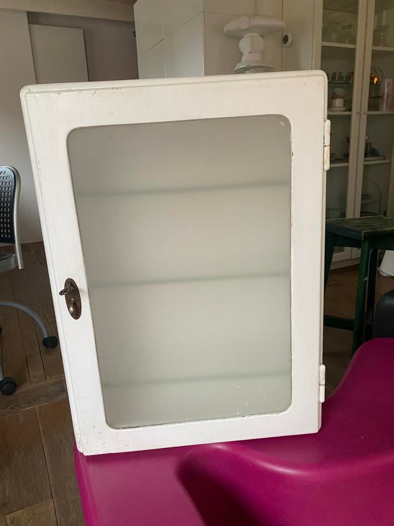Vintage kastje, Badkamer Medicijn, Ophalen, (Half)hoge kast, Gebruikt, 50 tot 100 cm