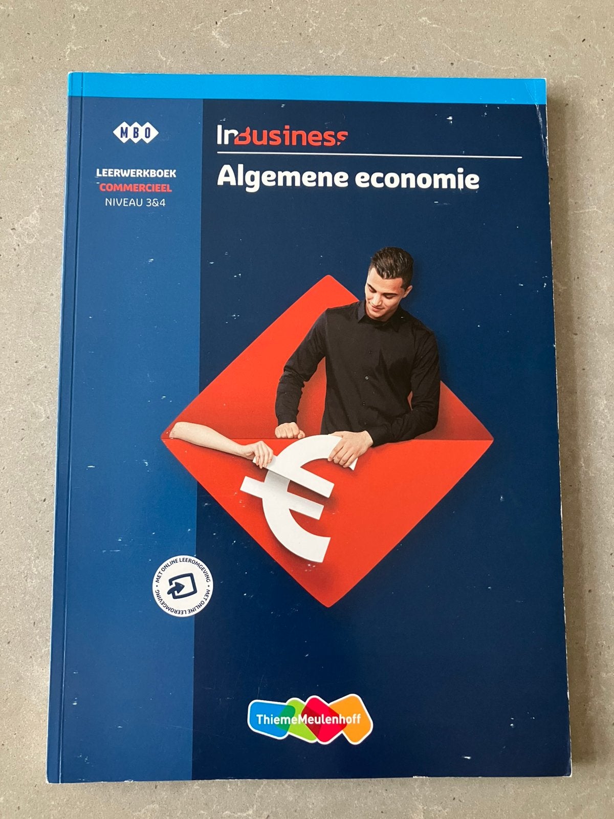 MBO Algemene economie leerwerkboek commercieel niv 3 en 4, Boeken, Ophalen of Verzenden, Zo goed als nieuw, Overige niveaus