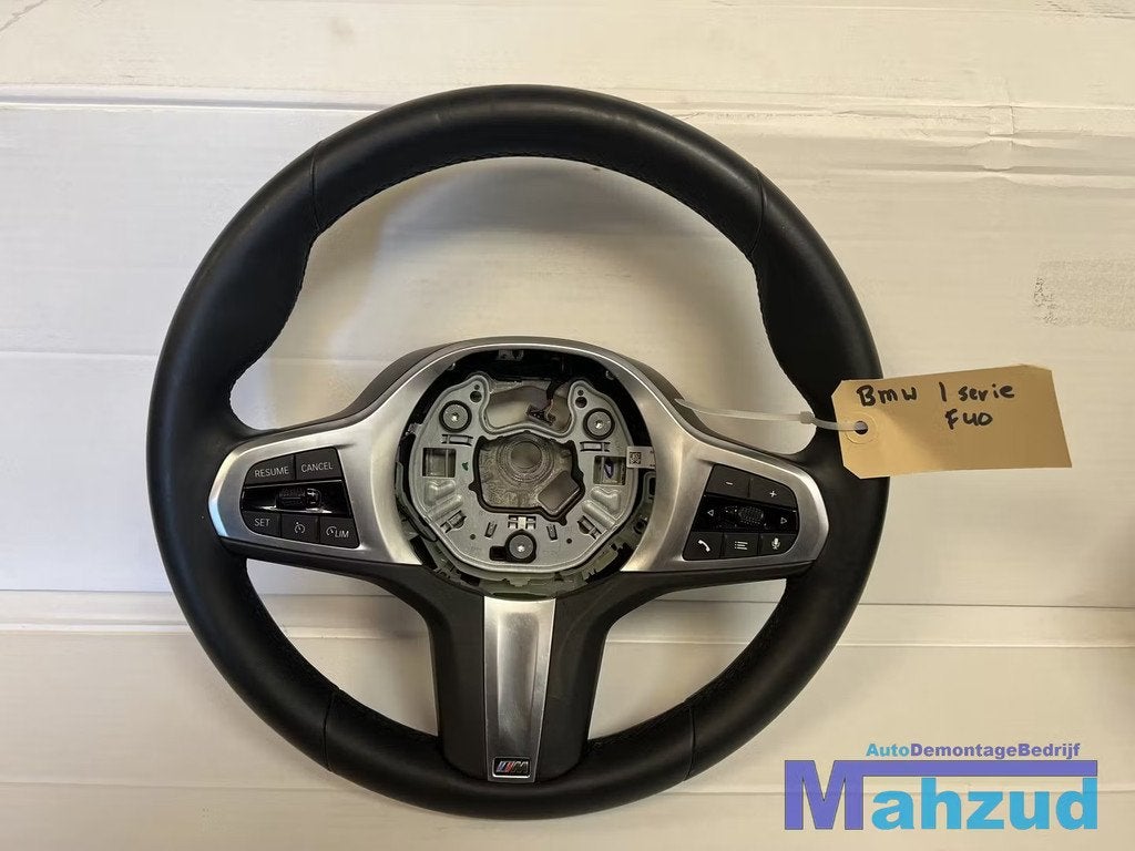 BMW 1 SERIE F40 Stuurwiel stuur m sport 2019+, Auto-onderdelen, Besturing, Petuelring 130
80788  Munich, DE, Gebruikt, Info@bmw.de