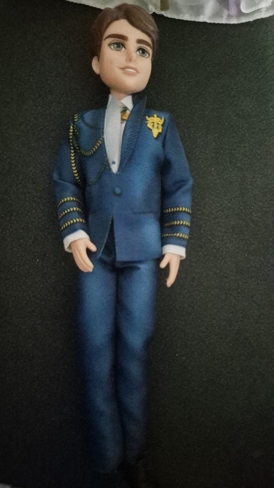 Ben the royal wedding descendants pop, Verzenden, Zo goed als nieuw, Pop