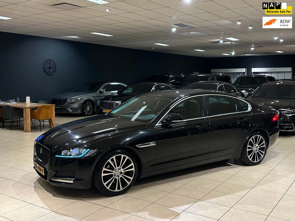 Jaguar XF 2.0d Pure|ORIG-NL|1Eig.|BTW|LEDER|CAMERA|LANE, Auto's, Jaguar, Achterwielaandrijving, Gebruikt, 4 cilinders, Bedrijf