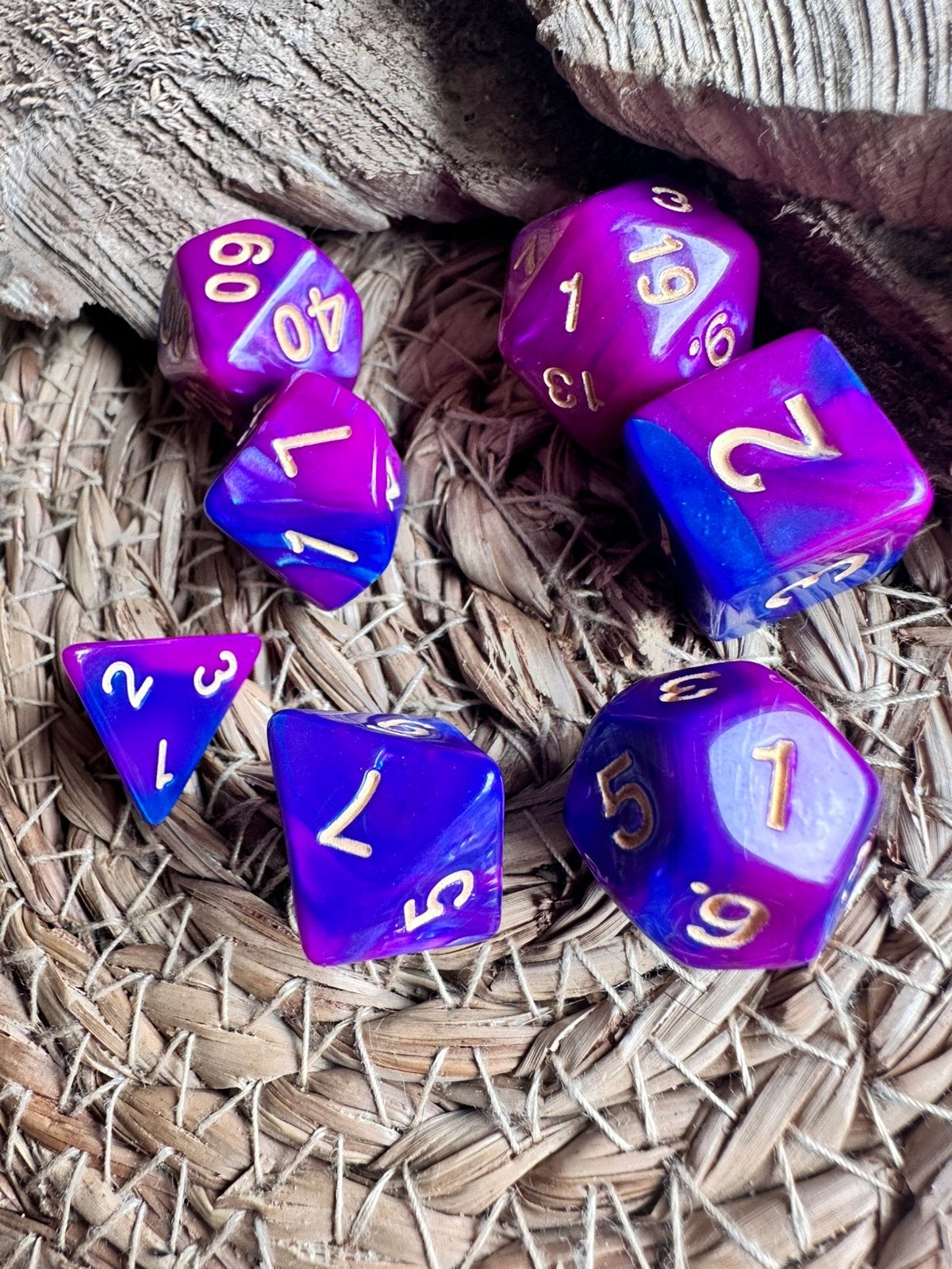 DND Dice / dobbelstenen / paars - blauw / D&D / RPG / Nieuw, Hobby en Vrije tijd, Wargaming, Ophalen of Verzenden, Nieuw, Overige soorten