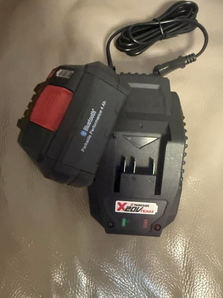 Smart accu 20 V - 4 Ah+oplader Niet Gebruiken, Ophalen of Verzenden, Nieuw, Boormachine