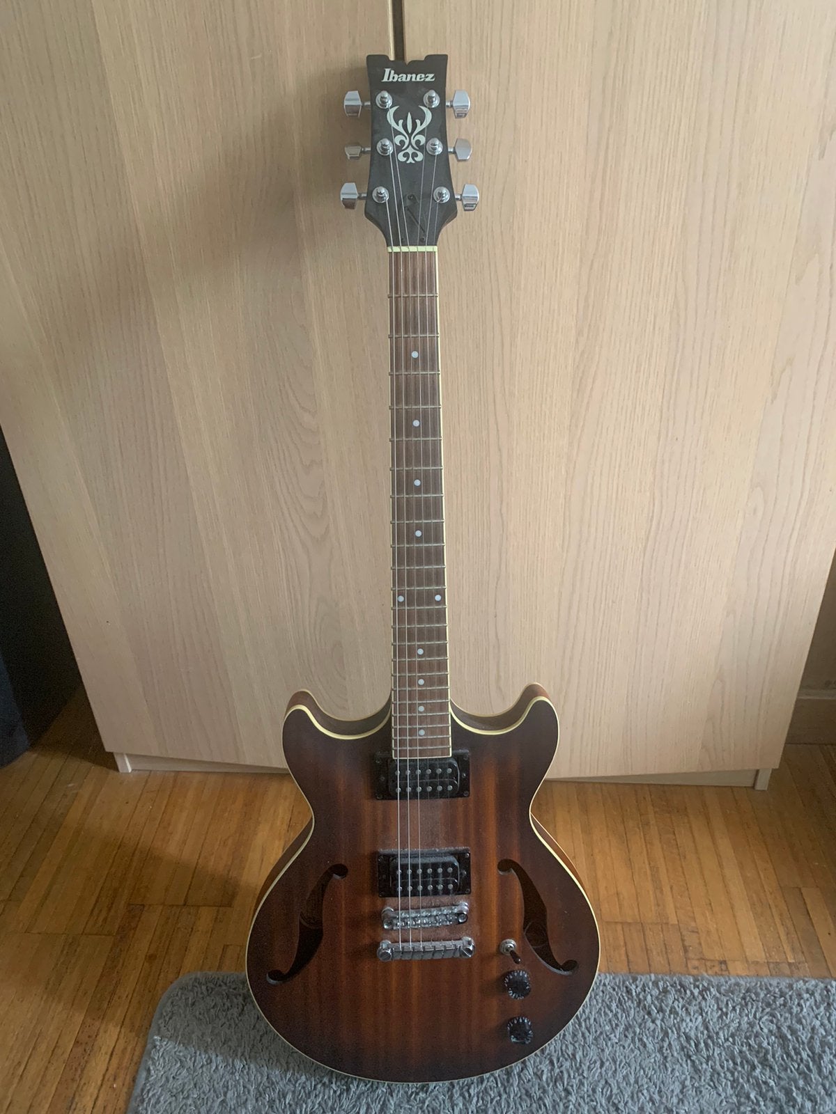 Ibanez Semi-Hollow Body AM53 tobacco flat+ gigbag, Muziek en Instrumenten, Ophalen of Verzenden, Zo goed als nieuw, Semi-solid body