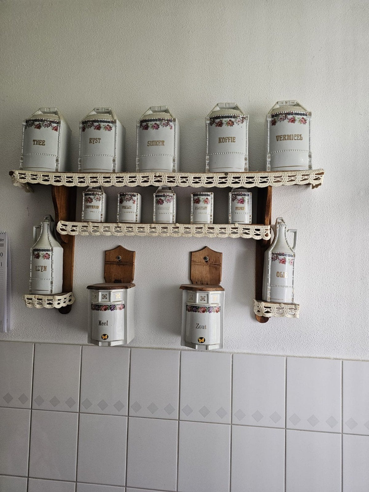 Pottenrek uit grootmoederstijd, Ophalen