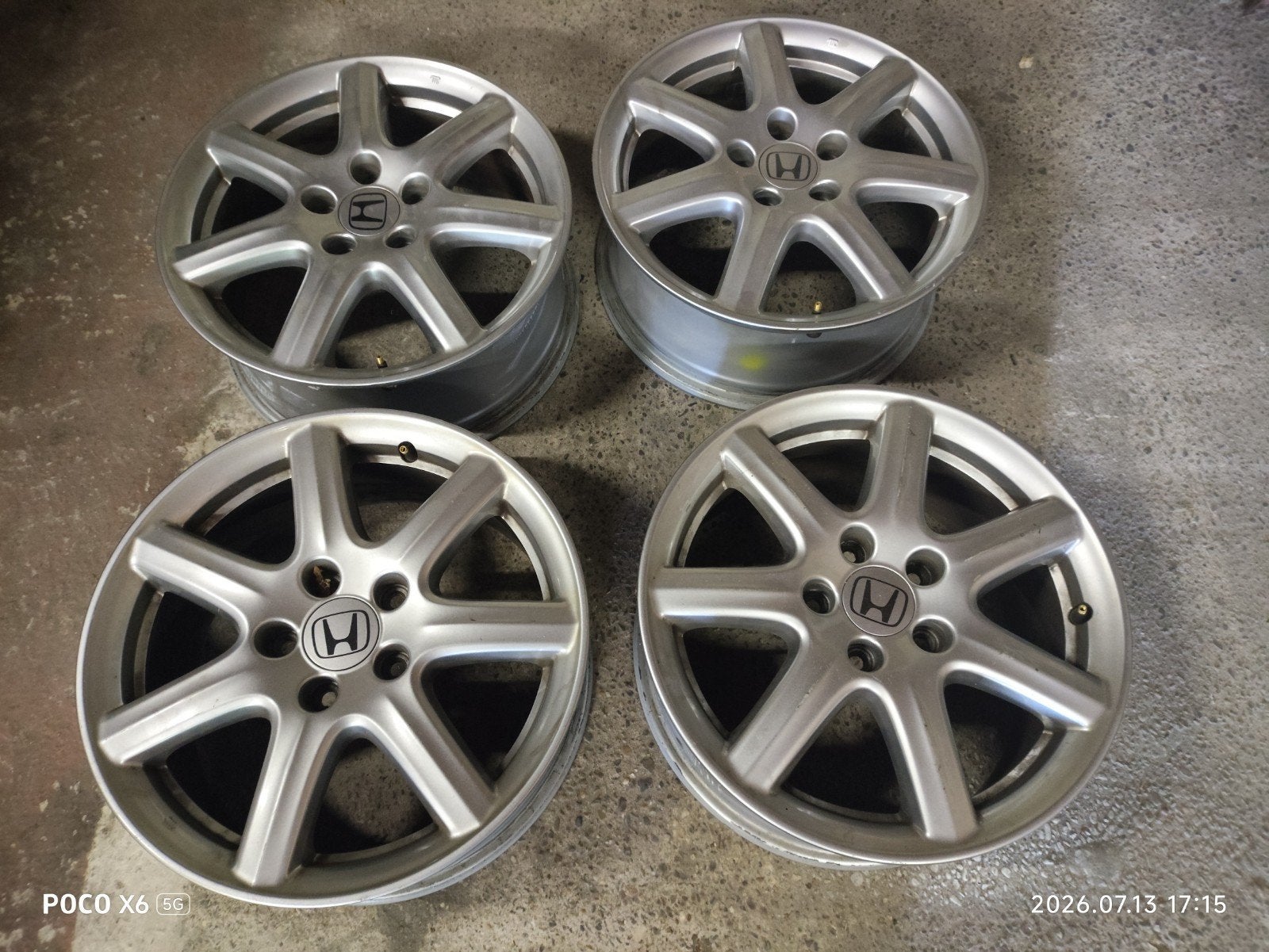 Honda civic 17 inch, Ophalen