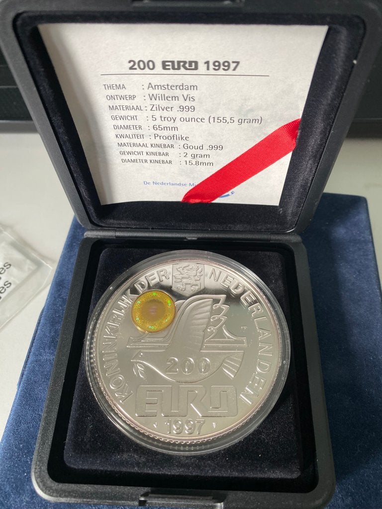 Zilveren 200 Euro 1997 Amsterdam (5 Oz) + 2g Gouden Kinebar, Postzegels en Munten, Koningin Beatrix, Euro's, Goud, Ophalen of Verzenden