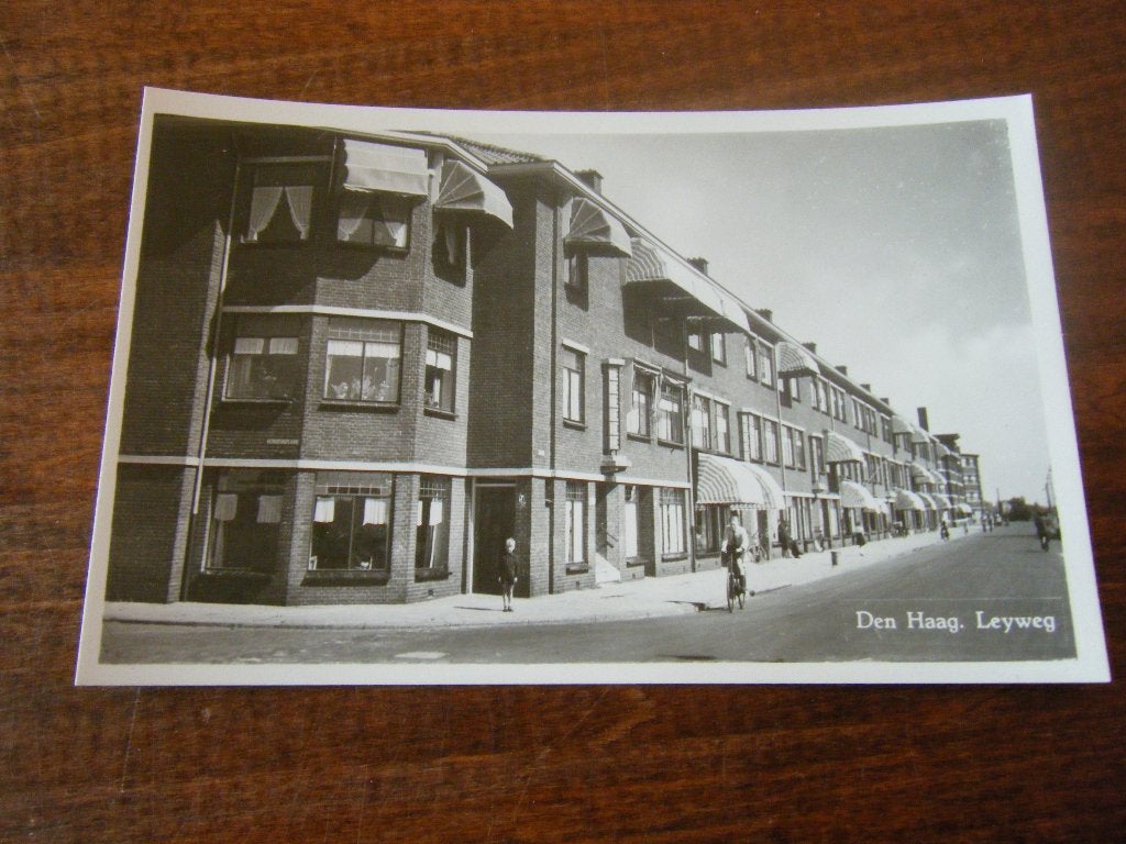 K27 - Den Haag - Leyweg - Mooi/Oud 2, Ophalen of Verzenden, 1960 tot 1980, Zuid-Holland