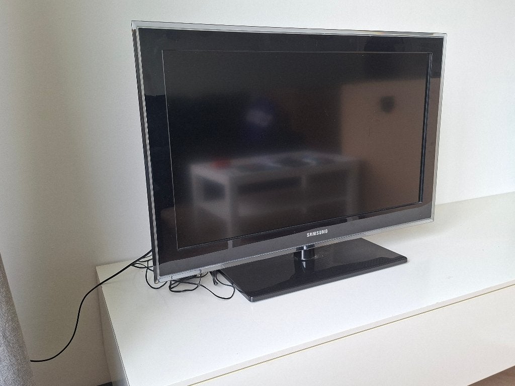 Samsung TV voor WK voetbal?, Ophalen, 50 Hz, LCD, Zo goed als nieuw
