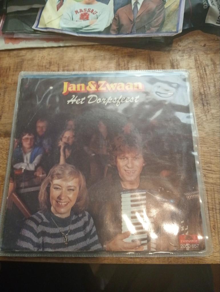 Jan & zwaan - het dorpsfeest, Ophalen of Verzenden, Zo goed als nieuw, Overige formaten, Levenslied of Smartlap