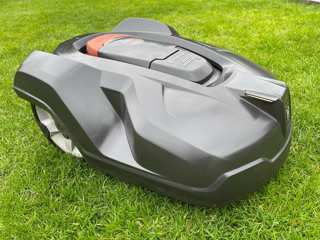 🤖🌱 Husqvarna Automower 420 – Groot formaat 2200 m², Tuin en Terras, Robotmaaiers, Ophalen of Verzenden, Zo goed als nieuw, 20 tot 25 cm