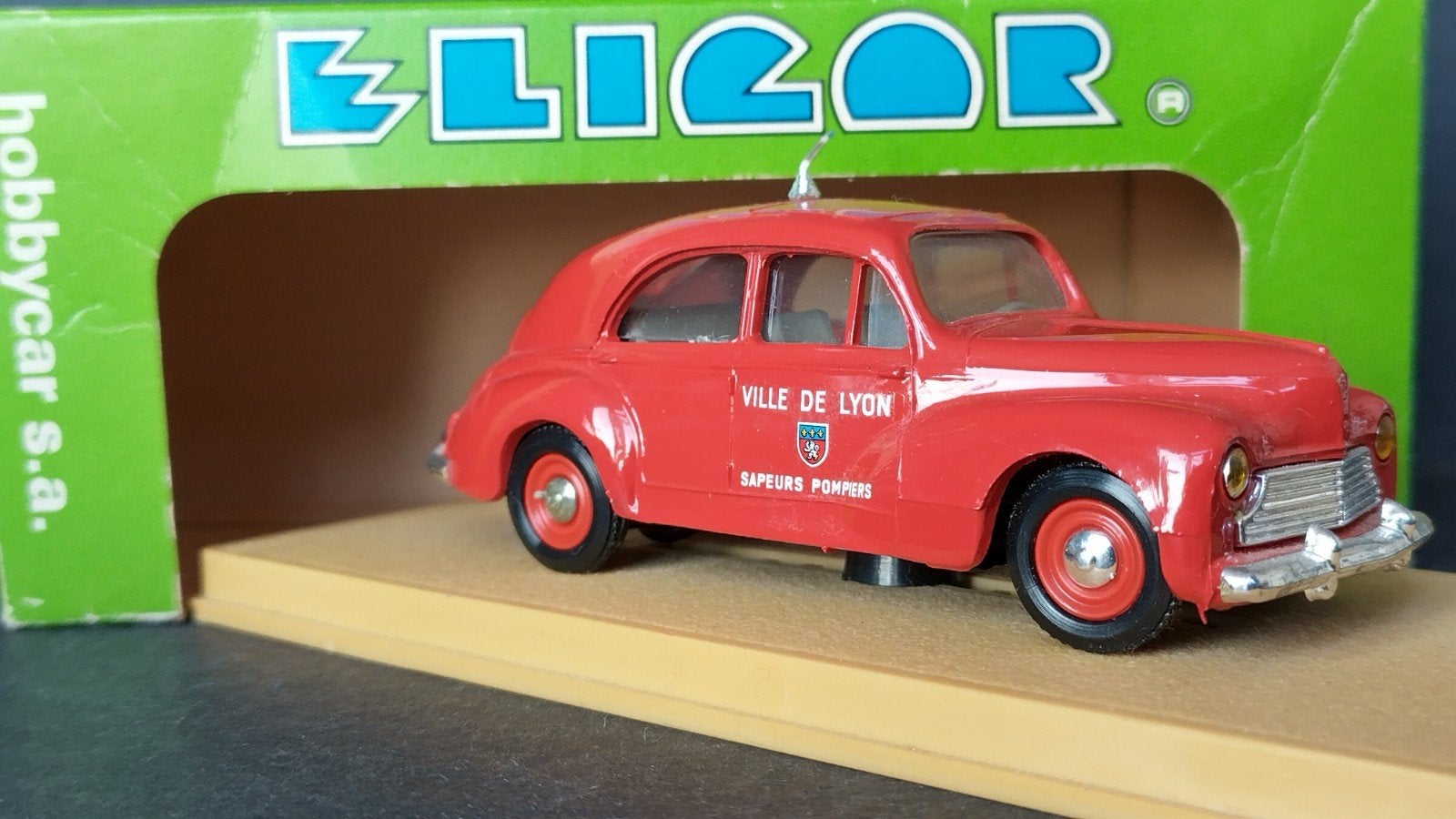Peugeot 203 Sapeurs Pompiers 1:43 Eligor Pol, Hobby en Vrije tijd, Modelauto's | 1:43, Overige merken, Auto, Verzenden, .