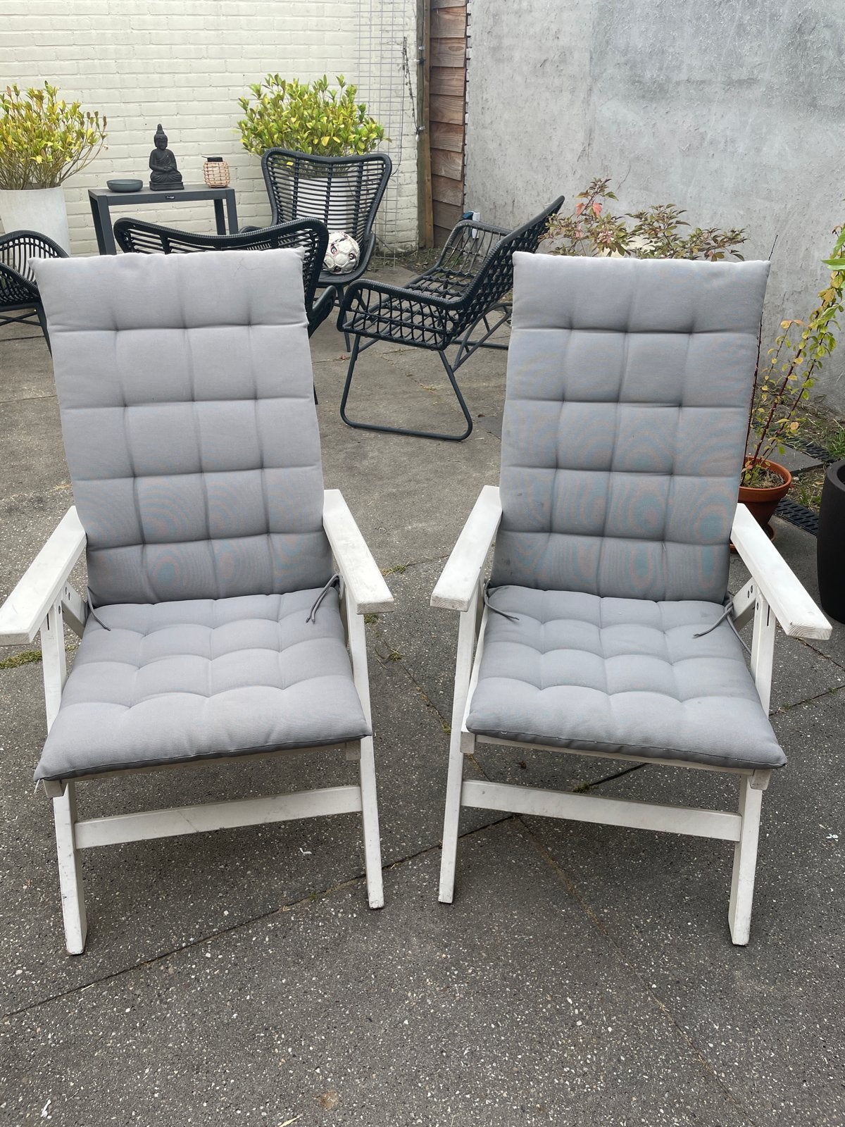 2 Verstelbare witte tuinstoelen met kussen, Ophalen, Gebruikt, Hout, Verstelbaar