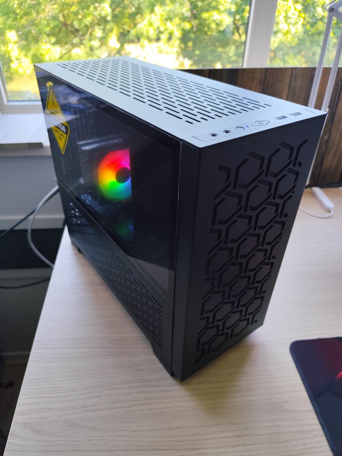 RGB Gaming PC | i5 8400 | RX Vega 56 | 16GB RAM | 1TB Opslag, Gebruikt, 2 tot 3 Ghz, Intel Core i5 8400, Ophalen of Verzenden