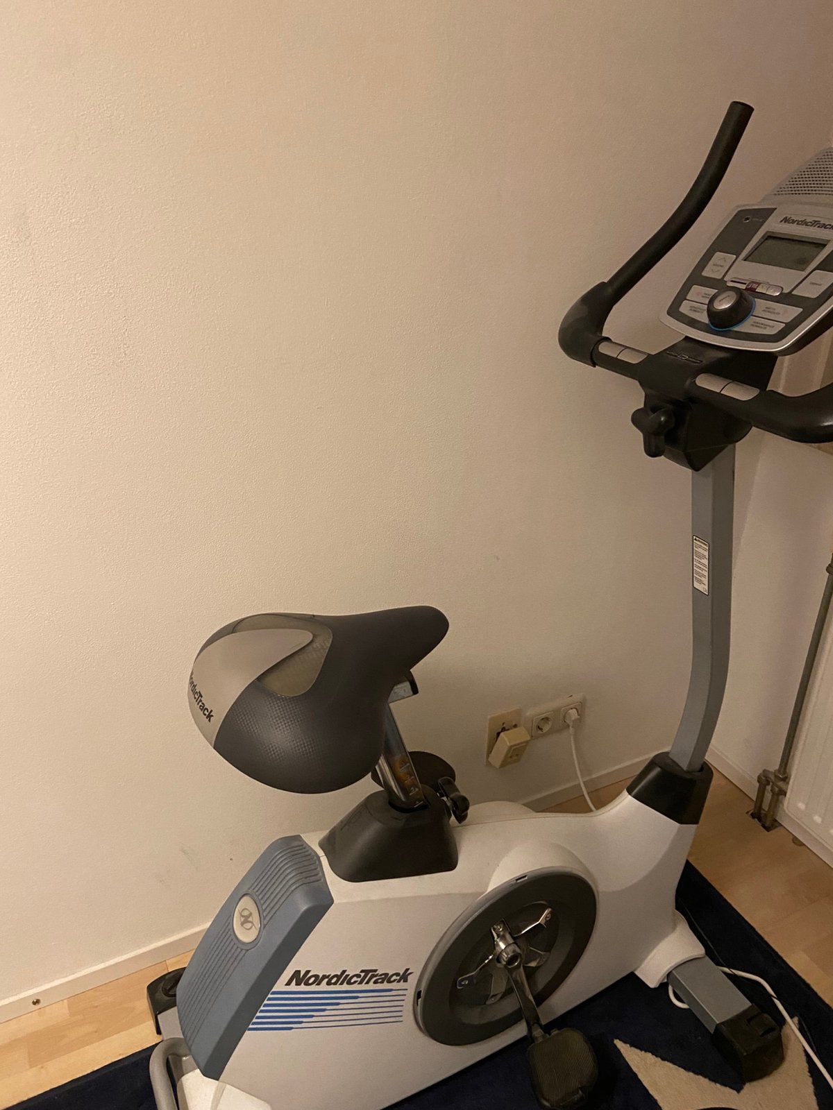 Hometrainer te koop, Ophalen, Gebruikt, Hometrainer