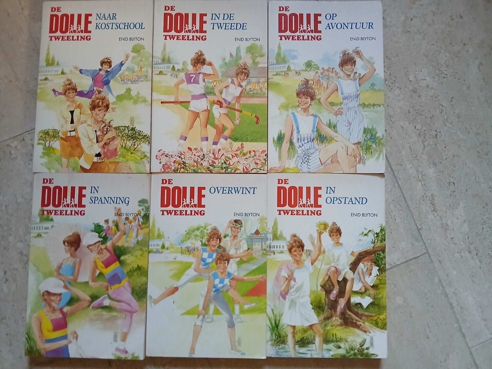 Enid Blyton - De Dolle Tweeling - Complete serie, Ophalen of Verzenden, Zo goed als nieuw, Enid Blyton