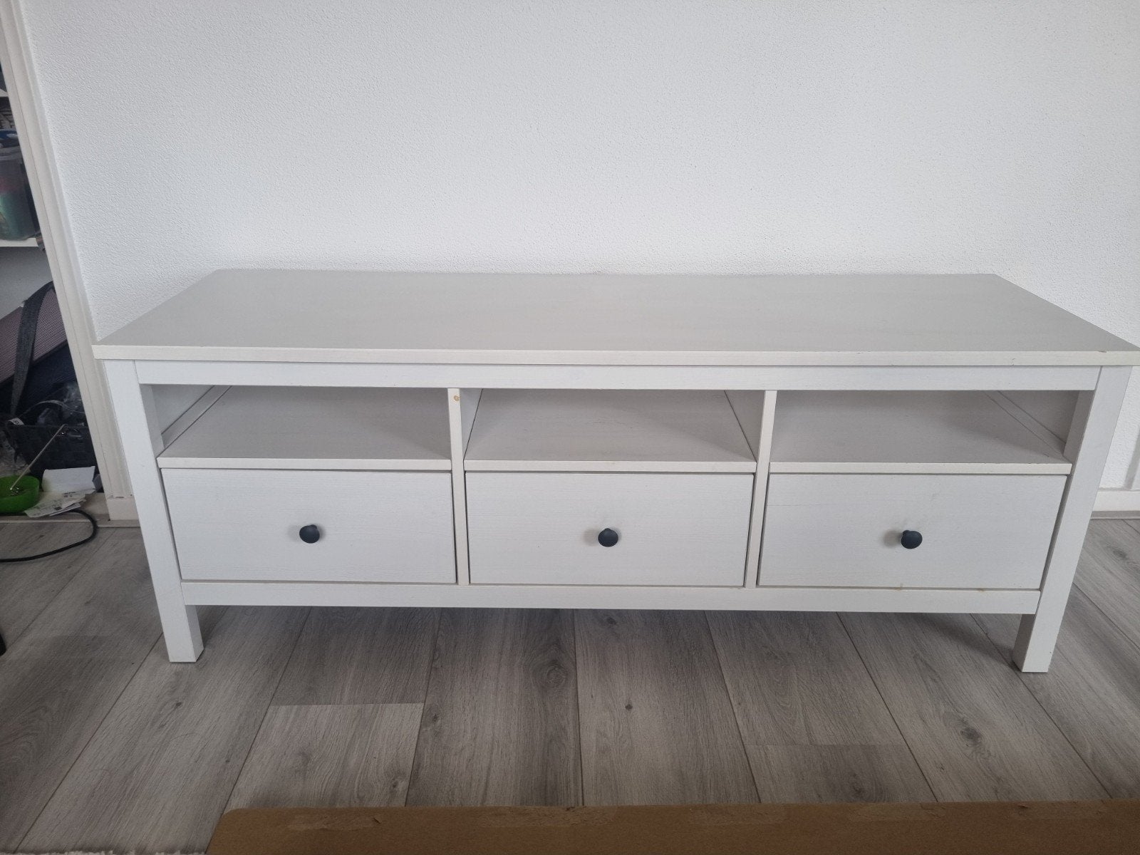Ikea Hemnes TV-meubel met 3 lades en open vakken, Huis en Inrichting, Ophalen, Gebruikt, 100 tot 150 cm, Minder dan 100 cm