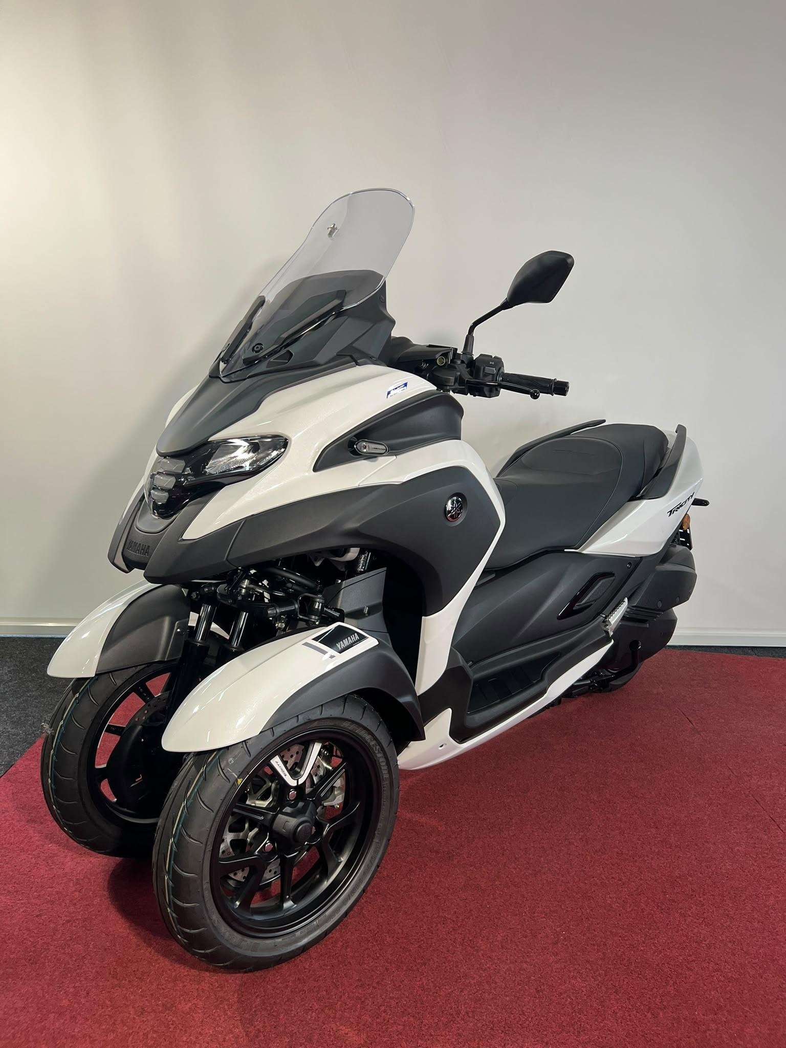 Yamaha Tricity 300 ABS Airbag Nieuw Model!, Scooter, Info@yamaha-motor.eu, 300 cc, Nieuw