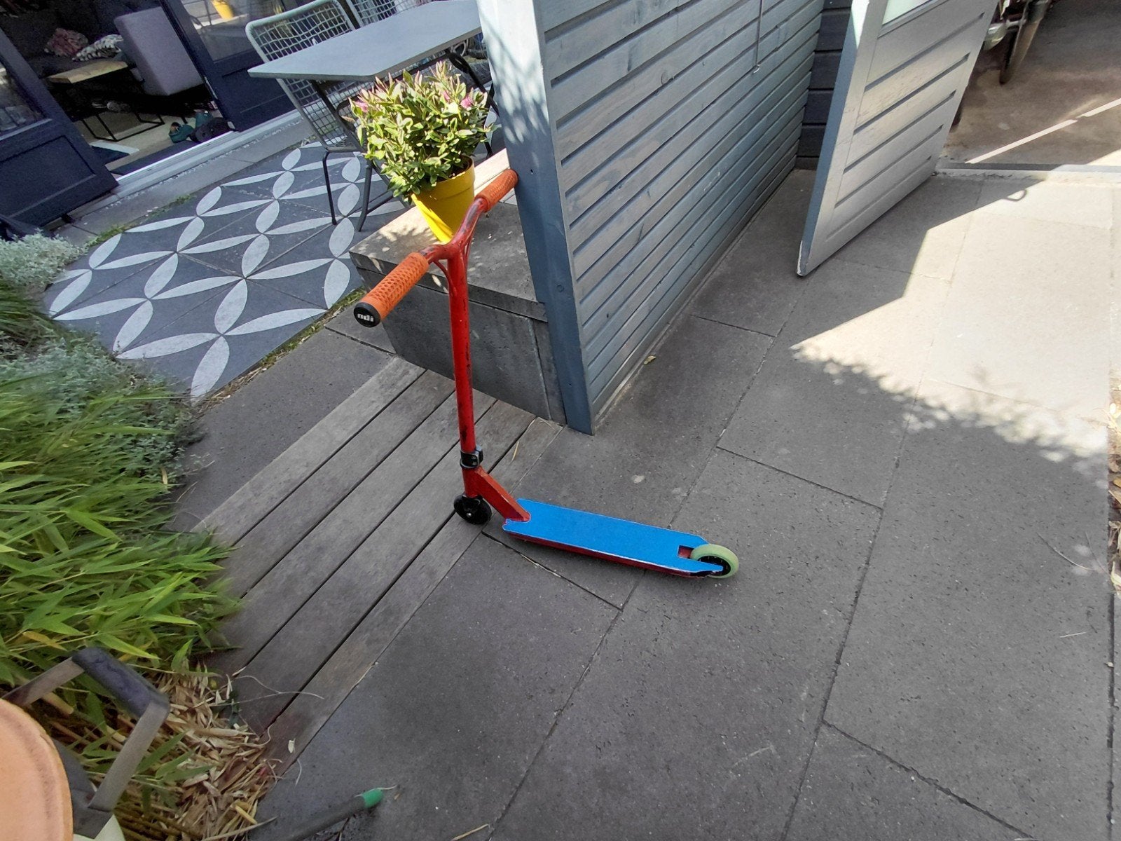 mooie stunstep voorzien van nieuwe wielen en hanvaten, Fietsen en Brommers, Ophalen, Gebruikt, Gewone step