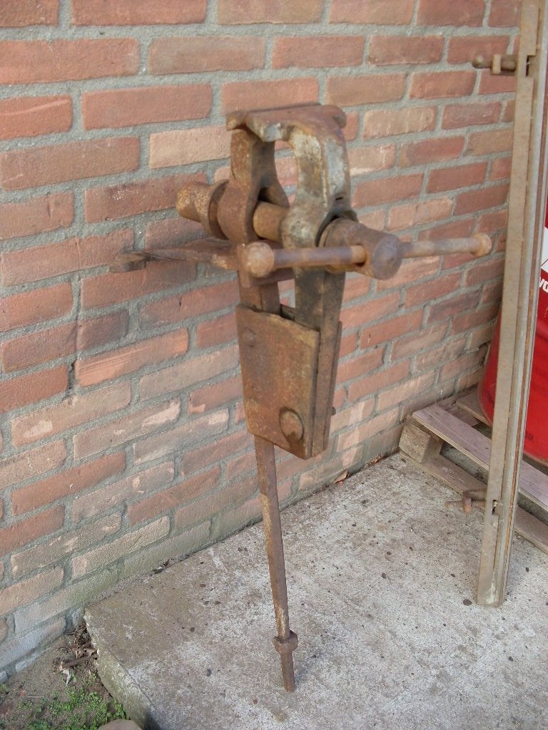 bankschroef, Doe-het-zelf en Verbouw, Ophalen, Gebruikt, Bankschroef, Overige merken