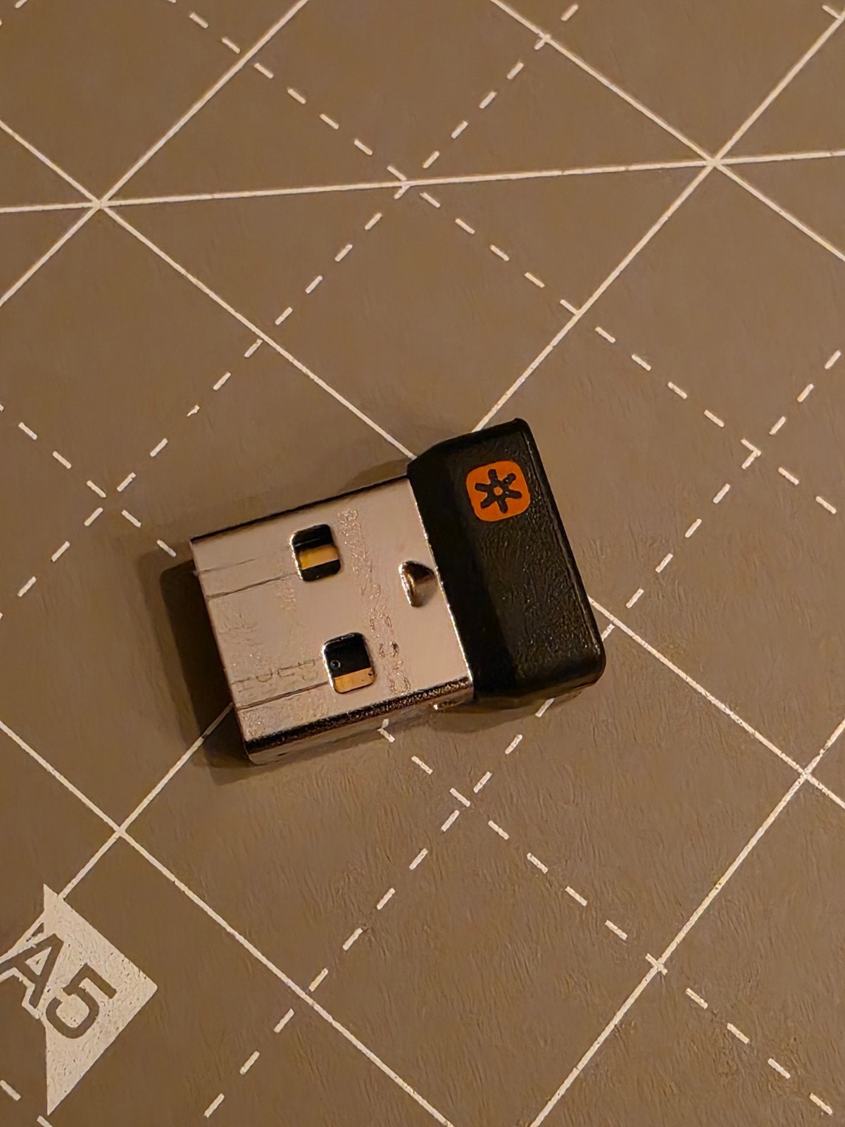 Logitech Unifying USB-ontvanger adapter, Computers en Software, USB Sticks, Ophalen of Verzenden, Gebruikt, Logitech