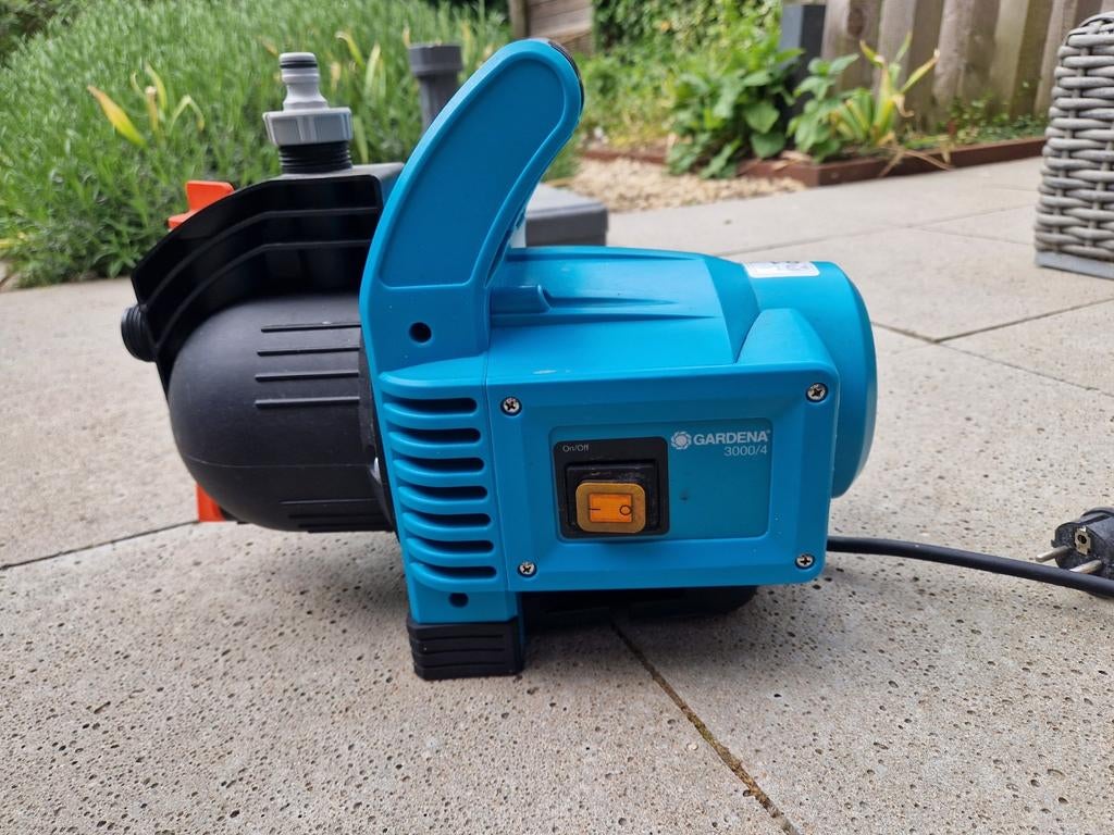GARDENA Classic Besproeiingspomp 3000/4, Tuin en Terras, Waterpompen, Ophalen, Gebruikt, Elektrisch, Besproeiingspomp