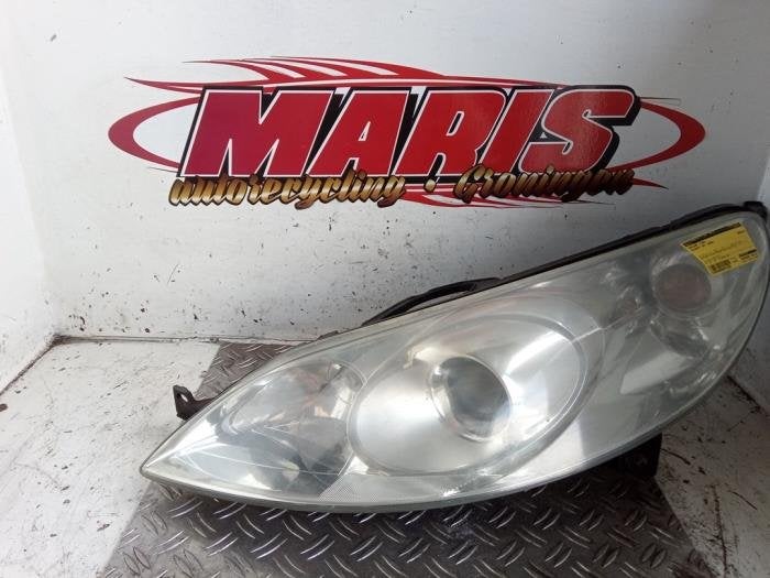 Koplamp links van een Peugeot 407, Gebruikt, -, -, Ophalen of Verzenden