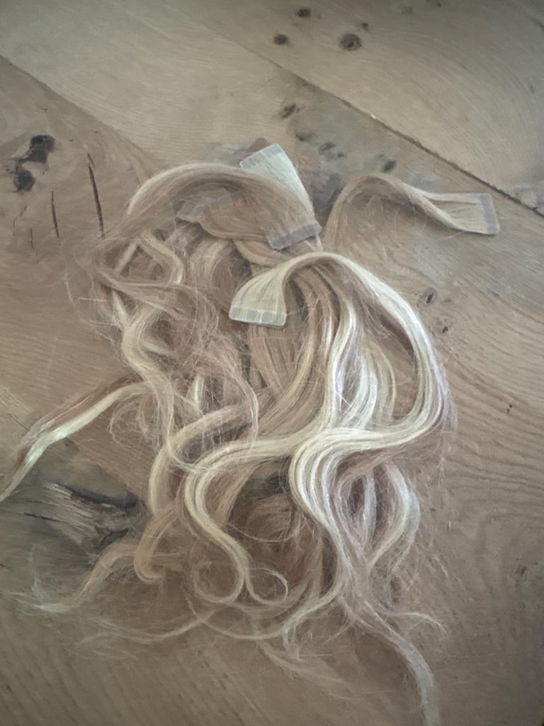 Blonde haarverlengingen - Tape-ins, Ophalen of Verzenden, Gebruikt, Pruik of Haarverlenging