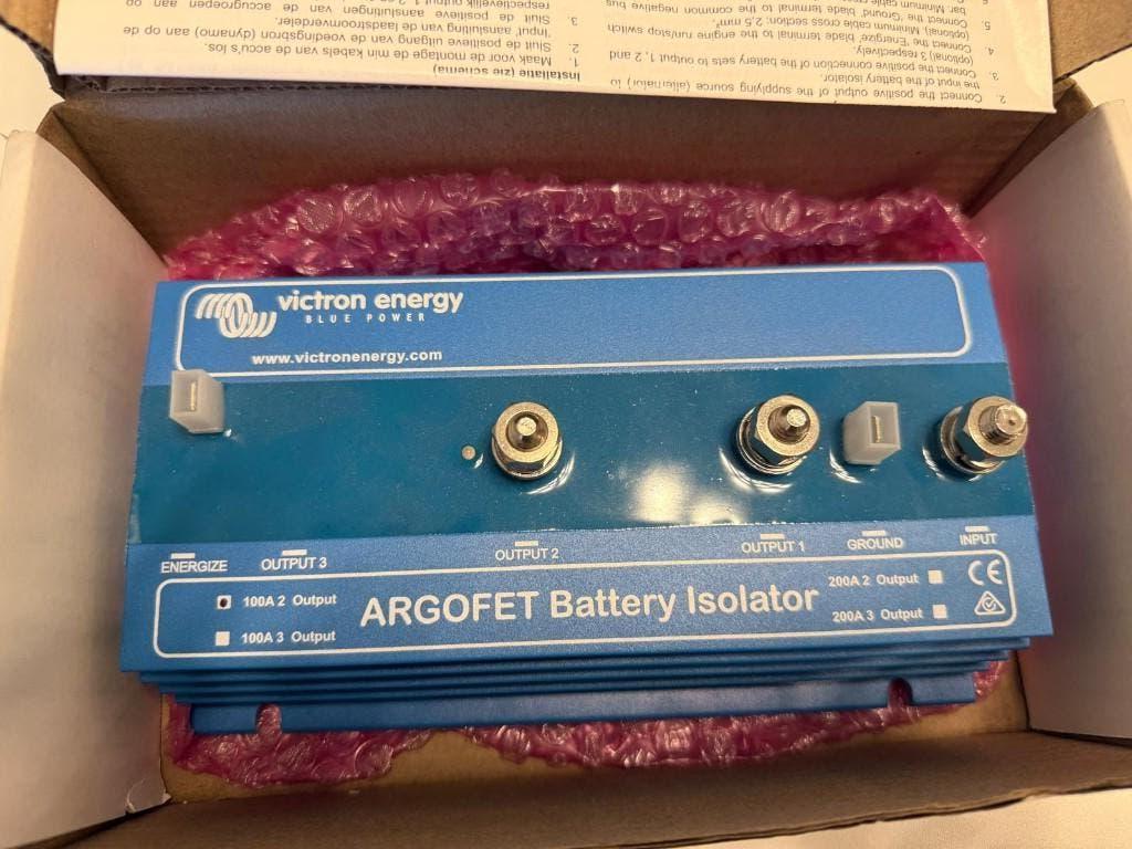 Victron Argo FET Laadstroomregelaar 100-2 voor 2 accu's, Ophalen of Verzenden, Nieuw, Overige typen