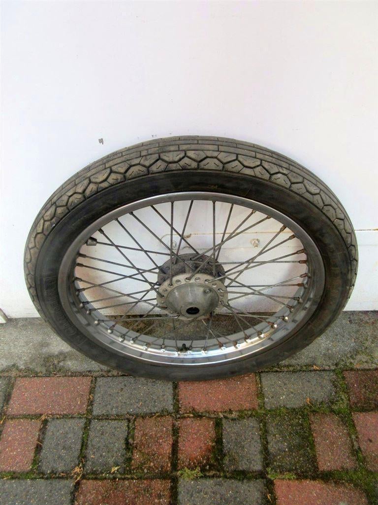 Kawasaki Z305 voorwiel LTD305 voor wiel KZ305 LTD velg Z 305, Ophalen, Gebruikt