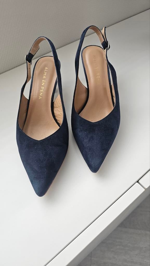 Alma en Pena slingbacks blauw suède maat 39, Kleding | Dames, Schoenen, Verzenden, Zo goed als nieuw, Blauw