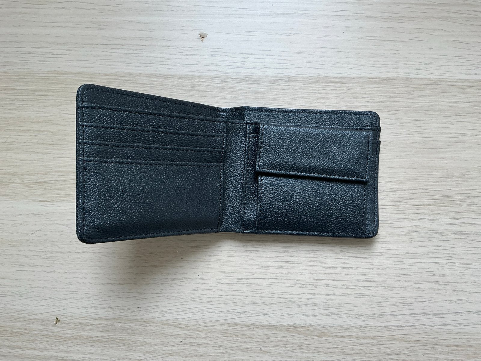 Portemonnee van kunstleer - zo goed als nieuw, Sieraden, Tassen en Uiterlijk, Portemonnees, Overige merken, Zwart, Ophalen of Verzenden
