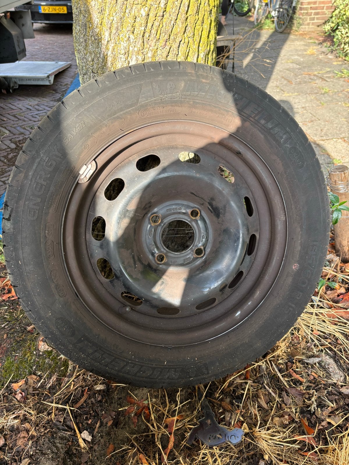 3 michelin banden. 4x108 195/60 R15 Ford Focus, Gebruikt, 150 tot 200 cm, 25 tot 50 cm, 50 tot 100 cm