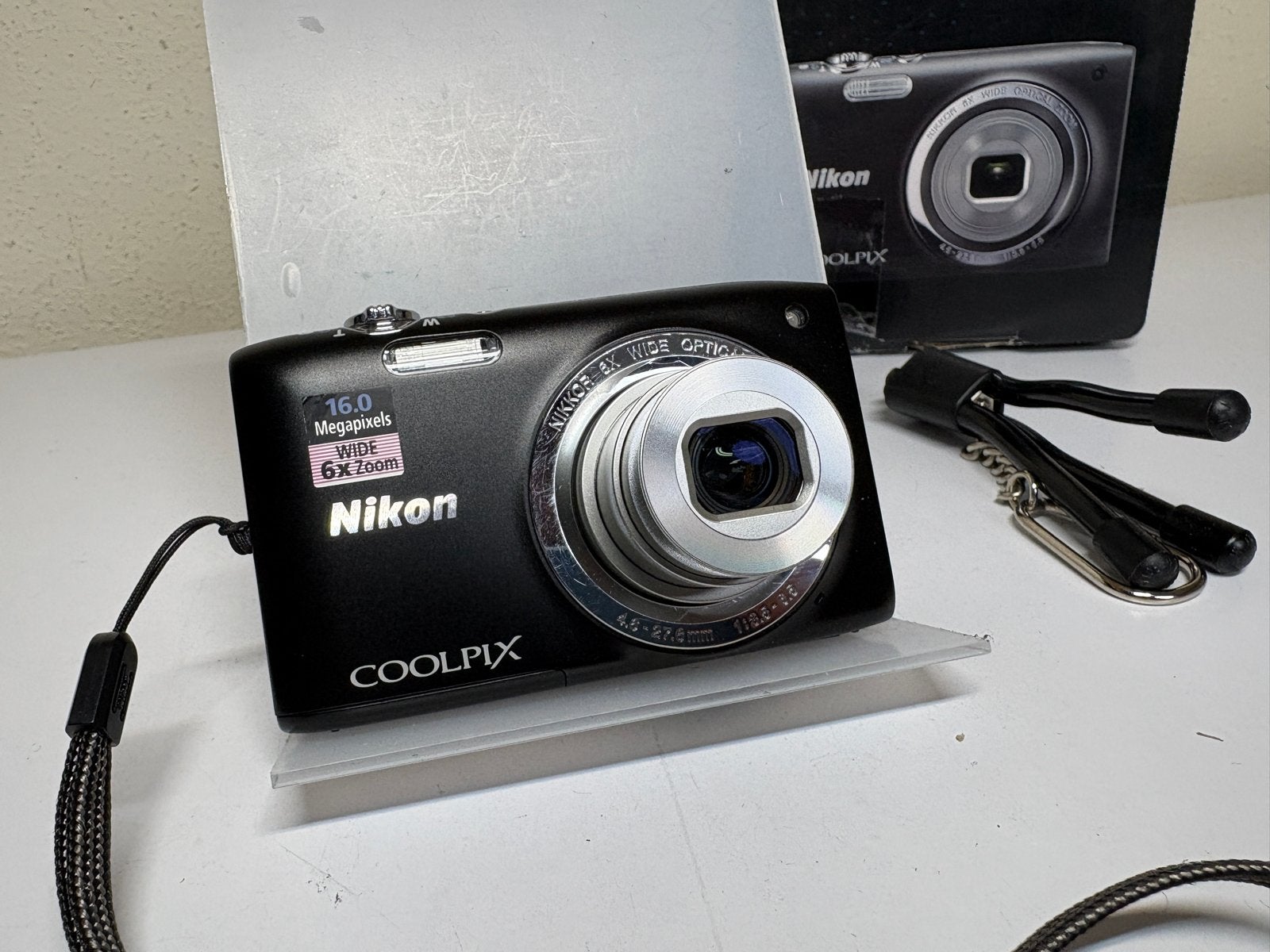 Nikon Coolpix S2700 Compact Camera - 16MP, 6x Zoom, Audio, Tv en Foto, Fotocamera's Digitaal, Ophalen of Verzenden, Zo goed als nieuw