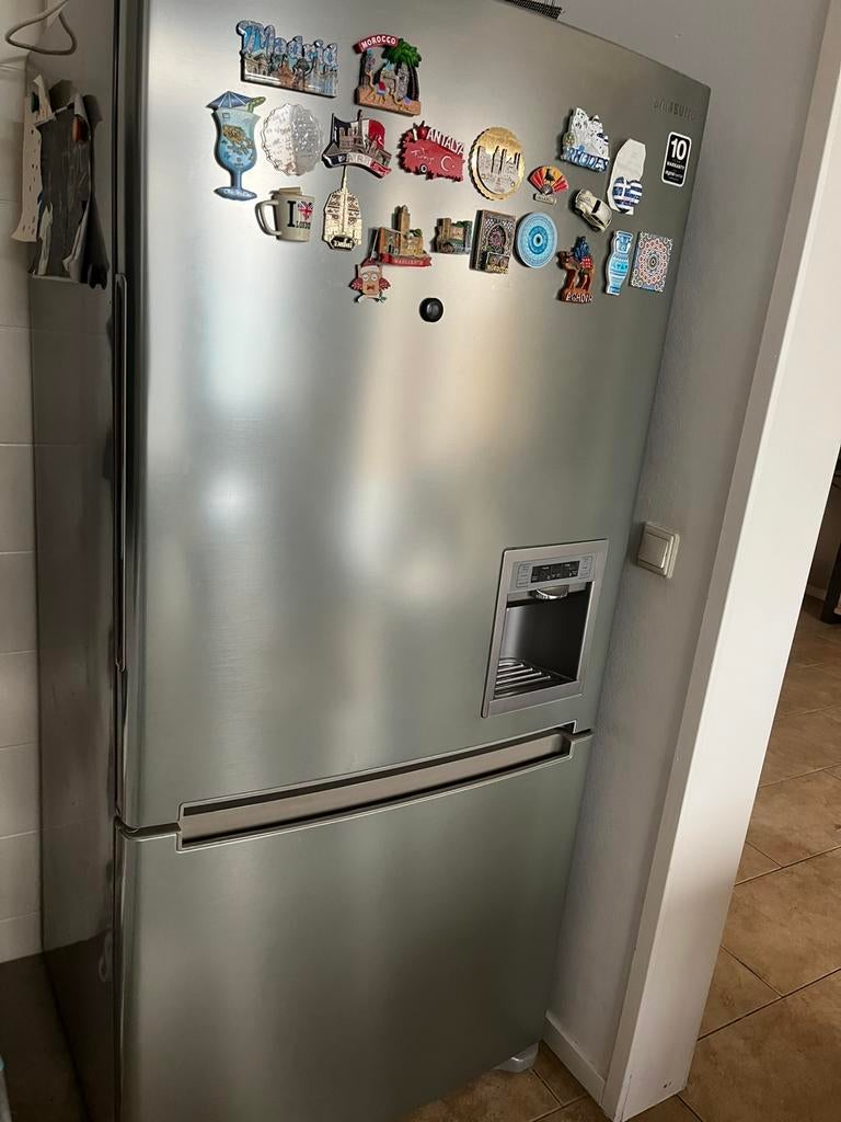 Koelkast Samsung, Witgoed en Apparatuur, Koelkasten en IJskasten, 200 liter of meer, 60 cm of meer, Met aparte vriezer, Zo goed als nieuw