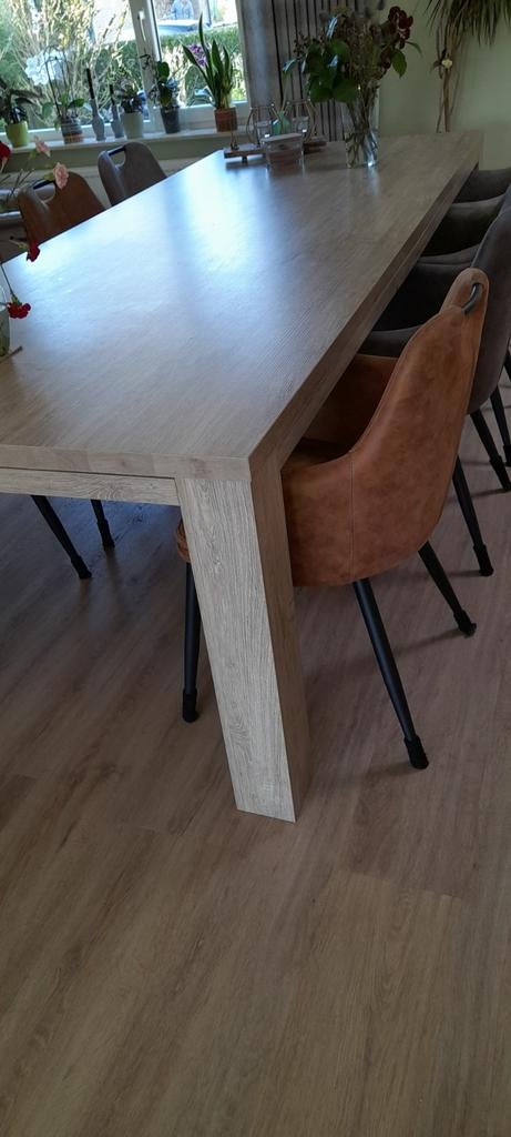 Grote tafel 3 jaar oud afm.  2.75 x 1.10 l x br. Te koop, 200 cm of meer, Zo goed als nieuw, Vijf personen of meer, Rechthoekig