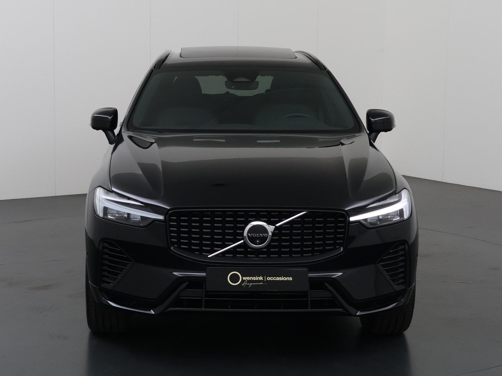 Volvo XC60 2.0 T8 Plug-in hybrid AWD Plus Dark | LongRange |, Automaat, Dealer onderhouden, Stof, Gebruikt