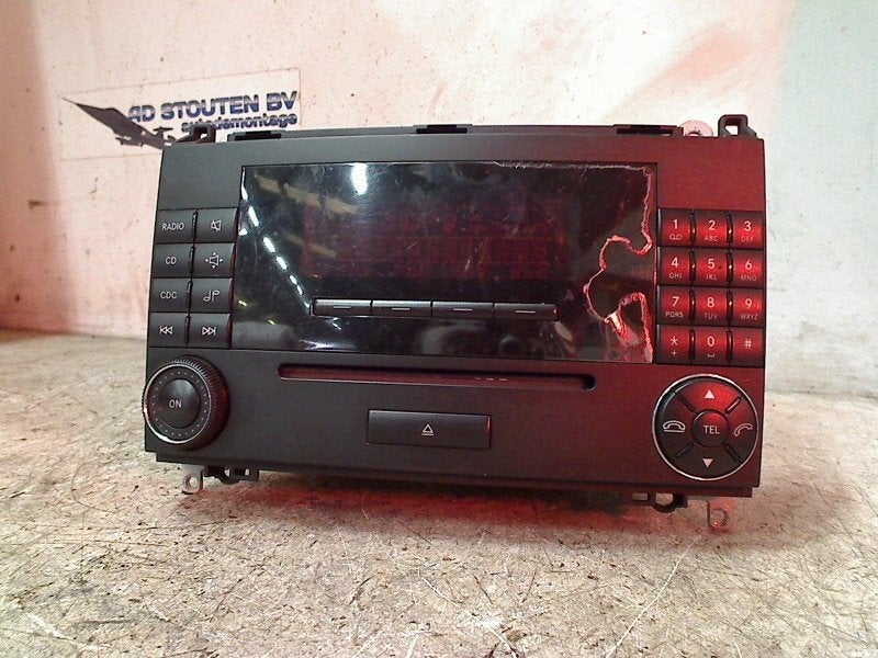 Radiobediening Paneel Mercedes-Benz A (W169) A1698201589, Gebruikt, Mercedes-Benz AG, Mercedes-Benz, Mercedesstraße 120, Stuttgart 70372, , Duitsland