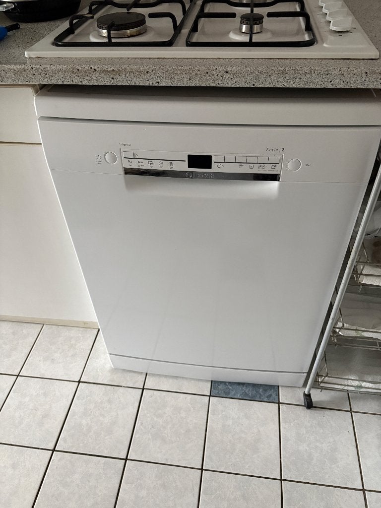 Vaatwasser Bosh Silence H85cm,B60,,D57 pas 3 jaar oud, Witgoed en Apparatuur, Ophalen, 60 cm of meer, Zo goed als nieuw, Vrijstaand
