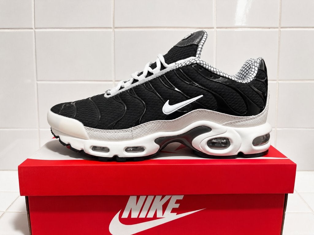 Nike air max plus TN grijs/wit maat 40, Nike air max, Wit, Nieuw, Ophalen of Verzenden