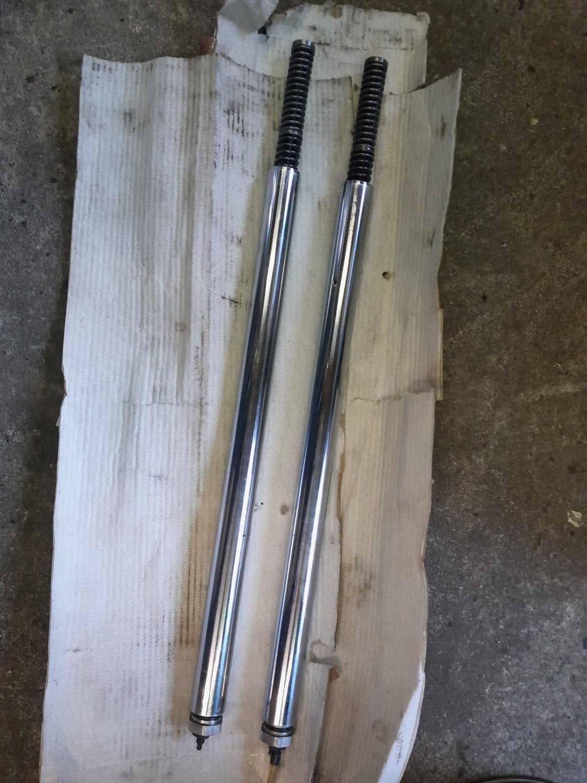 Moto Guzzi 35mm voorvork poten & dempers, Ophalen of Verzenden